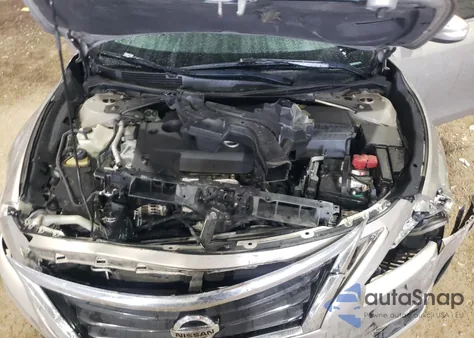 2015 Nissan Altima 2.5 from USA, damaged, VIN 1N4AL3AP7FC160124